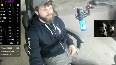 Snapshot of 8inchchaterbater chatting on January 17, 2025, 6:12 pm will online show from January 17, 2025, 6:12 pm