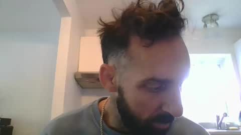 Snapshot of 8james5 chatting on September 30, 2025, 4:12 pm 8james5 online show from September 30, 2025, 4:12 pm