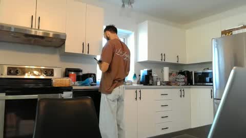 Snapshot of 8james5 chatting on October 2, 2025, 2:02 pm 8james5 online show from October 2, 2025, 2:02 pm