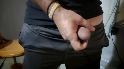 Snapshot of 8magicstick8 chatting on October 22, 2025, 8:47 am 8magicstick8 online show from October 22, 2025, 8:47 am