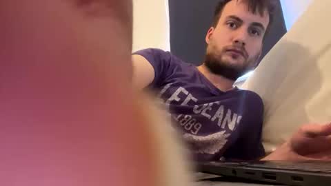 98johnathanholman online show from March 4, 2025, 10:46 am