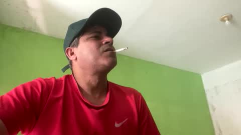 9vinhocamshow online show from October 2, 2025, 12:01 pm