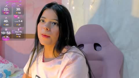 Alice  online show from December 12, 2024, 2:48 am