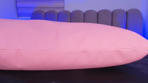  abby rouss online show from November 20, 2025, 3:07 am