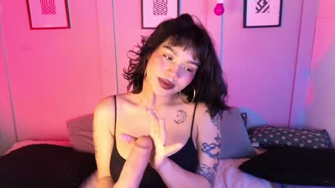 abigaill online show from February 1, 2025, 5:18 am