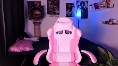 abigaill online show from June 28, 2026, 5:35 am