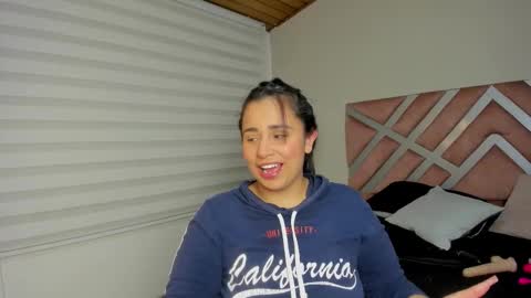 Snapshot of _adahara_queen_ chatting on November 6, 2025, 5:08 am Adahara online show from November 6, 2025, 5:08 am