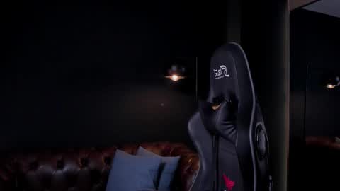 _adamcoper_ online show from November 8, 2025, 3:23 pm