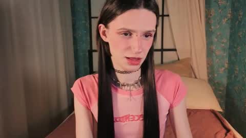 Snapshot of _adrian_the_one chatting on February 1, 2026, 5:17 am adrian online show from February 1, 2026, 5:17 am