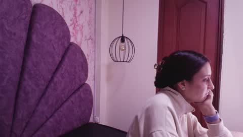  Alaia online show from December 20, 2025, 11:50 am