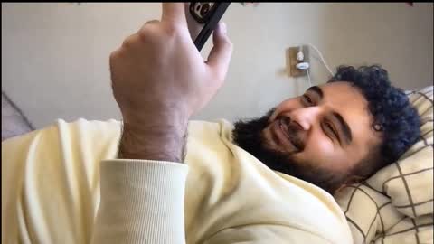 Snapshot of _alan_bear_ chatting on October 1, 2025, 8:31 am Alan online show from October 1, 2025, 8:31 am