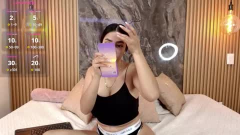 ALANA  online show from October 28, 2025, 1:25 pm