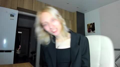 Gaylord online show from December 1, 2025, 6:35 pm