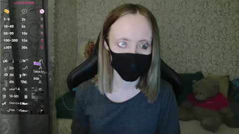  AliceCullen  online show from March 19, 2026, 5:06 pm