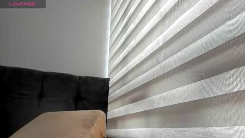  Alice  online show from December 1, 2024, 6:52 pm