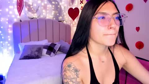 Allondra  online show from February 12, 2025, 5:26 am