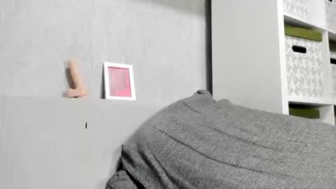 Alex online show from February 4, 2025, 11:27 pm