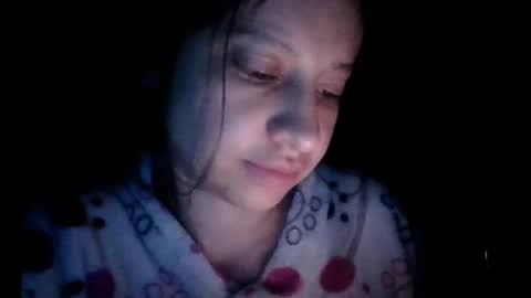 _alyson online show from November 18, 2025, 7:02 am