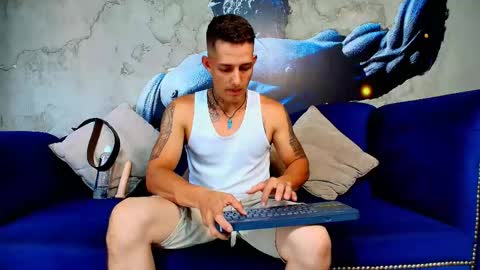 Angel Rivera online show from April 14, 2026, 6:36 pm