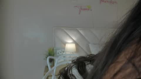 ngela  online show from May 25, 2026, 11:16 am