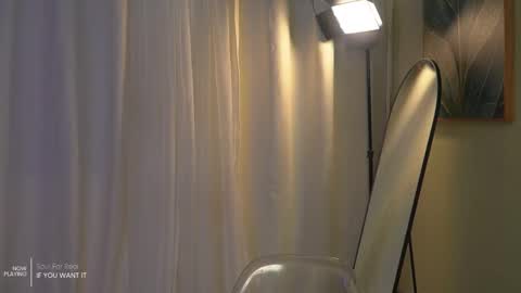 Angie -  online show from January 15, 2026, 11:30 pm