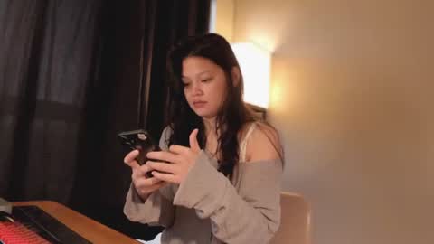 Snapshot of _ann1e_ chatting on July 4, 2026, 5:02 am annie . online show from July 4, 2026, 5:02 am