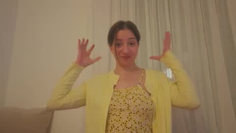 Anna online show from October 20, 2025, 8:42 pm