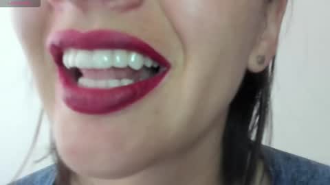 antonia online show from November 16, 2025, 4:56 pm