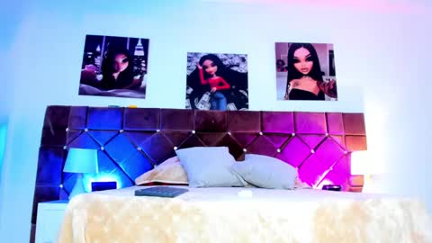 Snapshot of _ariana_lopez_ chatting on February 12, 2025, 12:22 pm Ariana online show from February 12, 2025, 12:22 pm