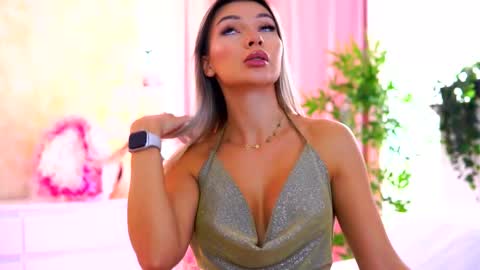 Snapshot of _arielle chatting on September 30, 2025, 9:03 am Arielle online show from September 30, 2025, 9:03 am