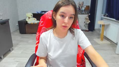 Arina online show from December 16, 2024, 5:43 pm