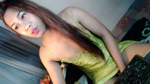 _asiancutie online show from June 1, 2026, 9:16 pm