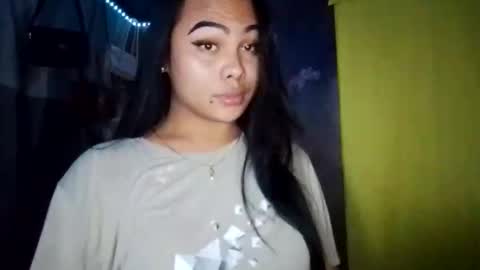 Snapshot of _asianslutyymikha_ chatting on March 20, 2026, 10:09 am _asianslutyymikha_ online show from March 20, 2026, 10:09 am