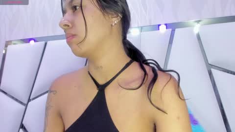 Aura online show from December 30, 2024, 3:03 am