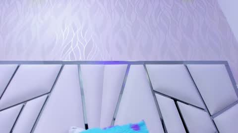 Aura online show from December 30, 2024, 6:09 am