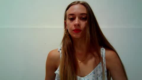 Snapshot of _aurora_sweet chatting on September 9, 2025, 9:53 am _aurora_sweet online show from September 9, 2025, 9:53 am