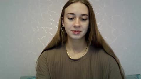 Snapshot of _aurora_sweet chatting on October 4, 2025, 8:34 am _aurora_sweet online show from October 4, 2025, 8:34 am