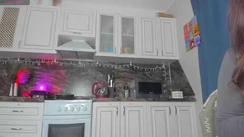 Snapshot of _axolot_ chatting on January 22, 2025, 10:26 pm Olivia online show from January 22, 2025, 10:26 pm