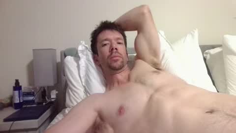 Snapshot of _b_h_c_ chatting on July 1, 2026, 7:54 am _b_h_c_ online show from July 1, 2026, 7:54 am