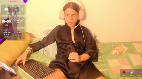 Snapshot of _baby_vi chatting on February 3, 2026, 2:53 am _baby_vi online show from February 3, 2026, 2:53 am