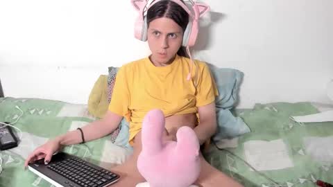 Snapshot of _baby_vi chatting on February 27, 2026, 1:49 am _baby_vi online show from February 27, 2026, 1:49 am