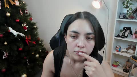 Bella Evans online show from January 15, 2025, 5:50 am