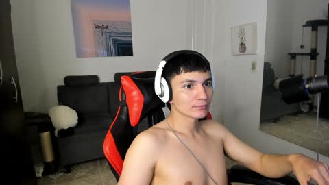 Snapshot of _blakee chatting on December 20, 2024, 9:00 am B L A K E online show from December 20, 2024, 9:00 am