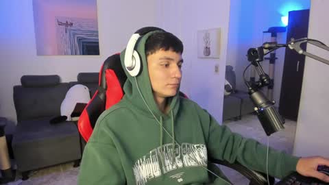 Snapshot of _blakee chatting on January 1, 2025, 6:05 am B L A K E online show from January 1, 2025, 6:05 am