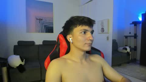 Snapshot of _blakee chatting on January 21, 2025, 8:08 am B L A K E online show from January 21, 2025, 8:08 am