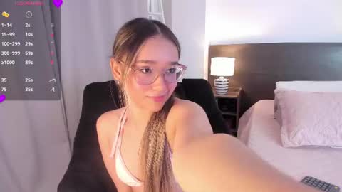 Snapshot of _bleuelune chatting on July 27, 2026, 3:02 am Mary online show from July 27, 2026, 3:02 am