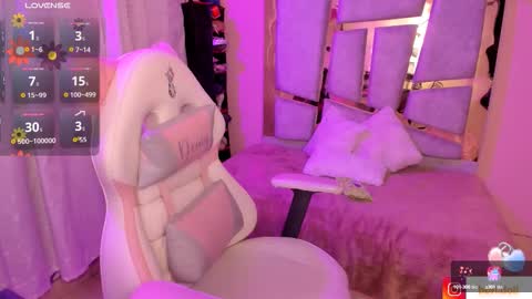 Snapshot of _briigite chatting on September 23, 2025, 7:11 am Angie Independent model online show from September 23, 2025, 7:11 am