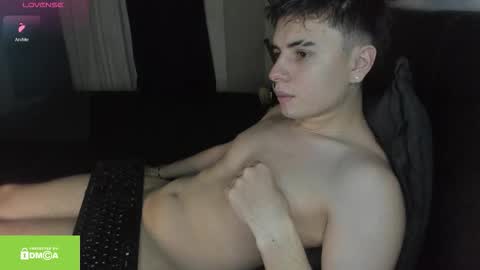 Snapshot of _broken_47 chatting on September 11, 2025, 9:09 am FELIPE CAMACHO dont forget to support me with a little hand up online show from September 11, 2025, 9:09 am