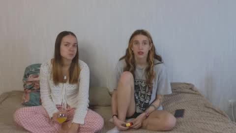 _by_double_sexy_miss_ online show from April 25, 2026, 4:48 am