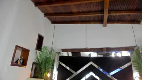 Candy online show from October 22, 2025, 6:07 pm